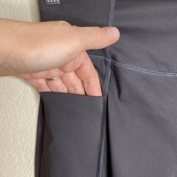 Squat wolf medium leggings grey with pockets - Picture 2 of 4